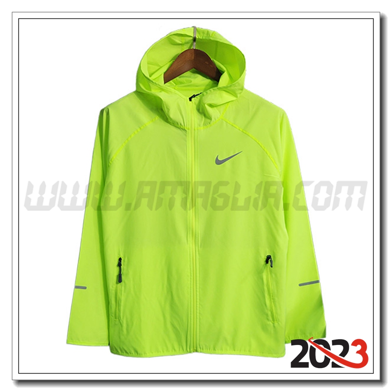 Giacca A Vento Nike Verde 2023 2024 -02